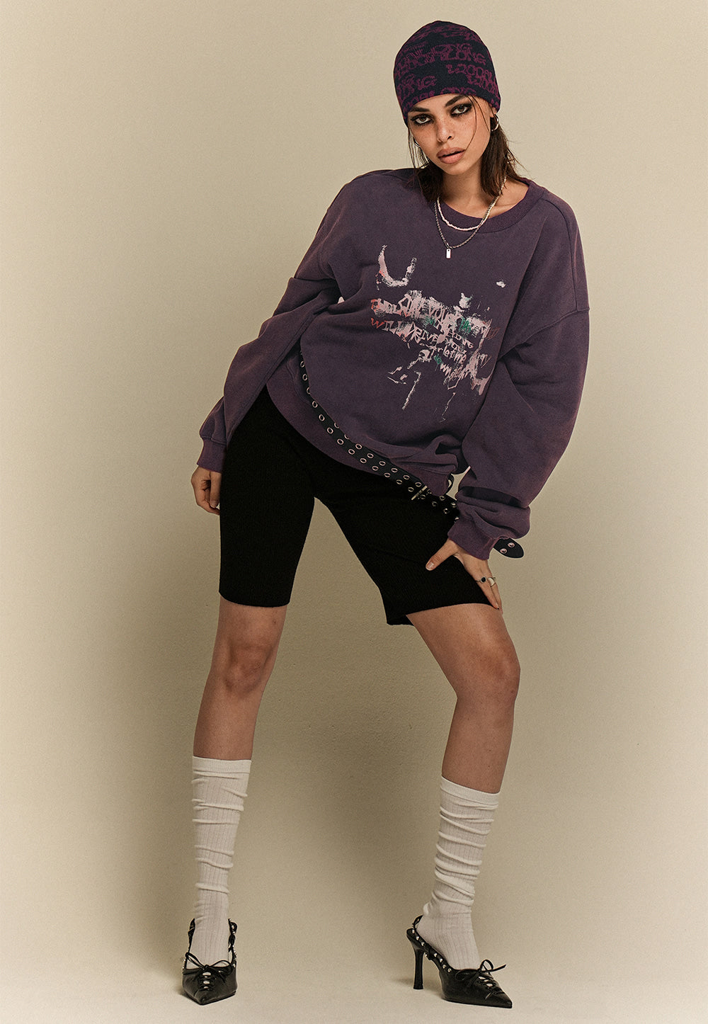 Graphic vintage washing sweatshirt purple