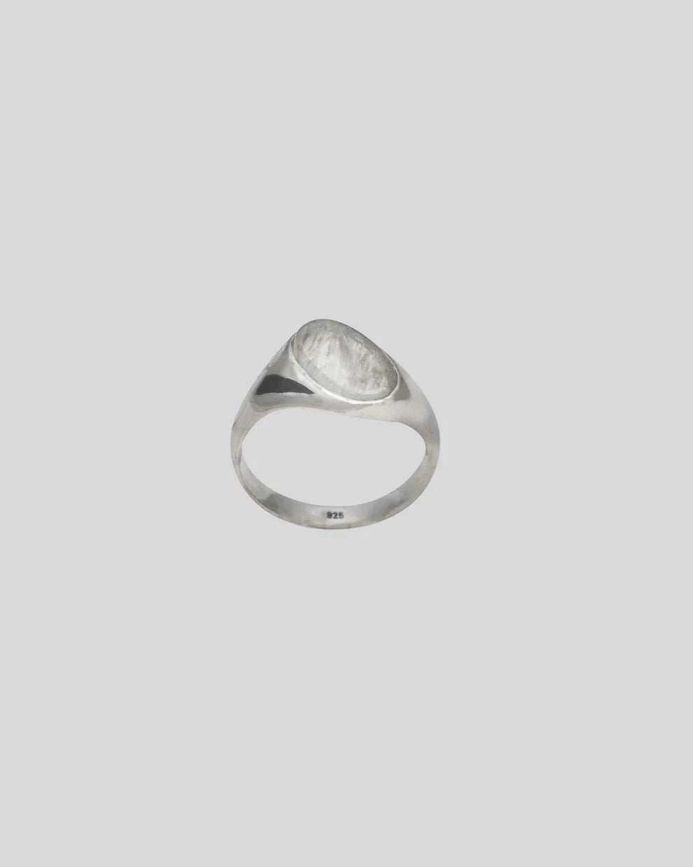 Twisted signet 101 Moonstone