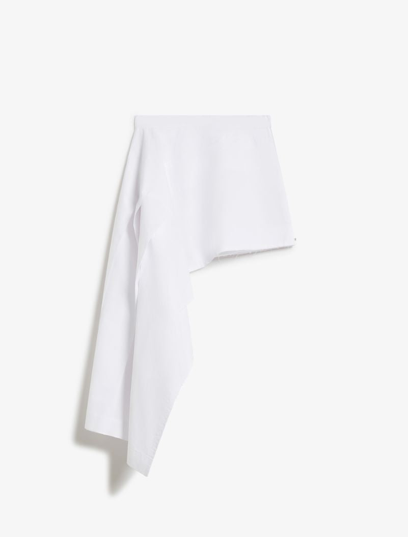 Short asymmetrical skirt white