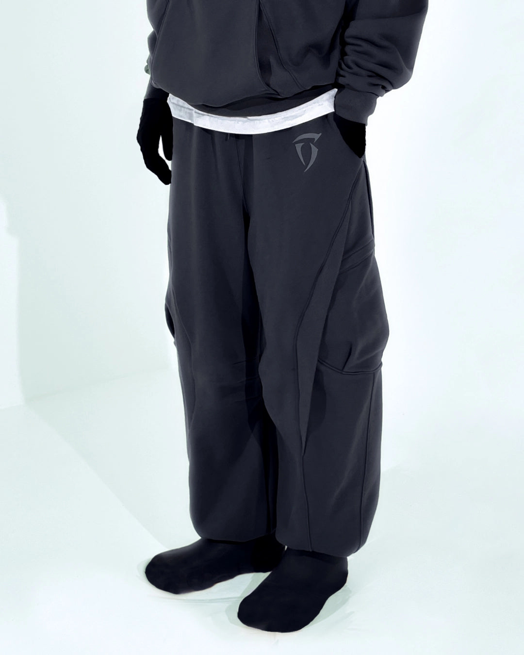 Bat sweat pants black